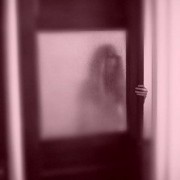 girl_behind_the_door